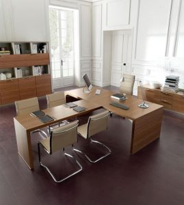 Memilih meja kantor minimalis yang fungsional