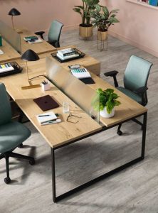 Memilih Meja Kantor yang nyaman dan berkualitas